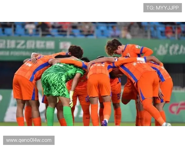 彭啸:首胜带来信心 中卡之战下半场体能下滑明显 彭啸:首胜带来信心 中卡之战下半场体能下滑明显