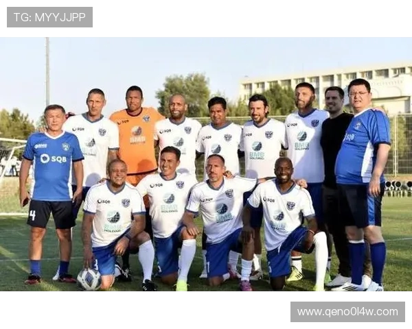 卡纳瓦罗成多队争抢焦点 欧洲劲旅与乌兹球队掀起签约大战 卡纳瓦罗成多队争抢焦点 欧洲劲旅与乌兹球队掀起签约大战